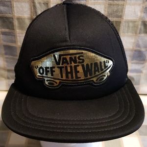 Vans Off The Wall Classic Patch Trucker Hat